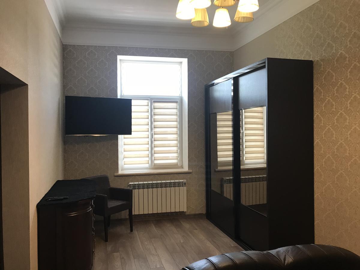 Elitne Zhitlo Appartamento Kolomyja Esterno foto