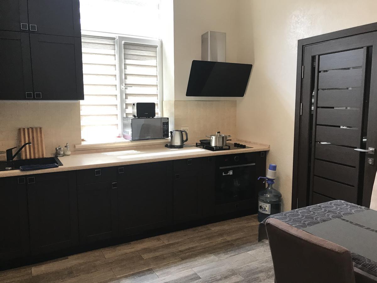 Elitne Zhitlo Appartamento Kolomyja Esterno foto